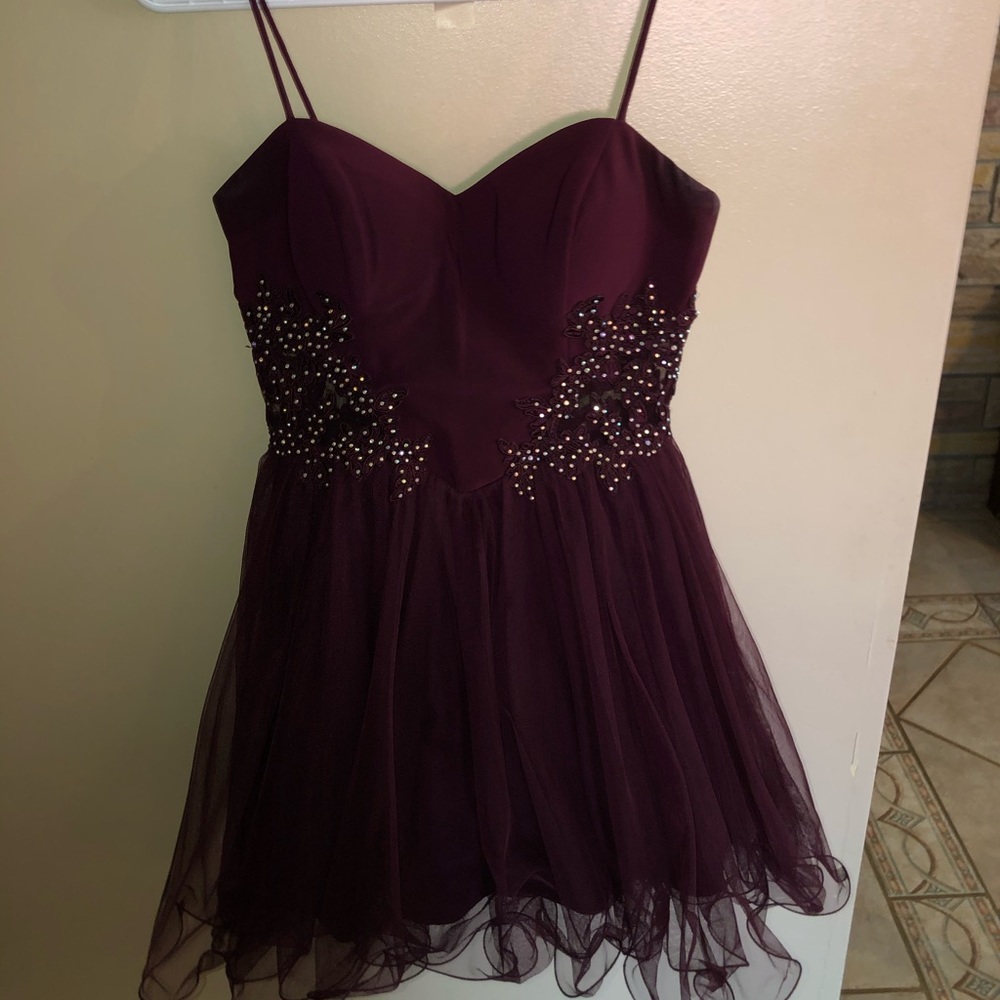 Burgundy Grade. 8 Grad Dress